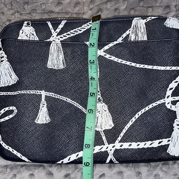 Chico’s blue white tassel print tech bag cosmetic pouch navy blue zip close NWT - Picture 7 of 11